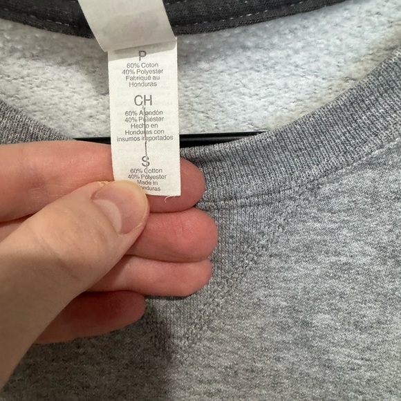 Gray NYC New York City Embroidered Pullover Sweatshirt Adult Size S - Picture 5 of 5